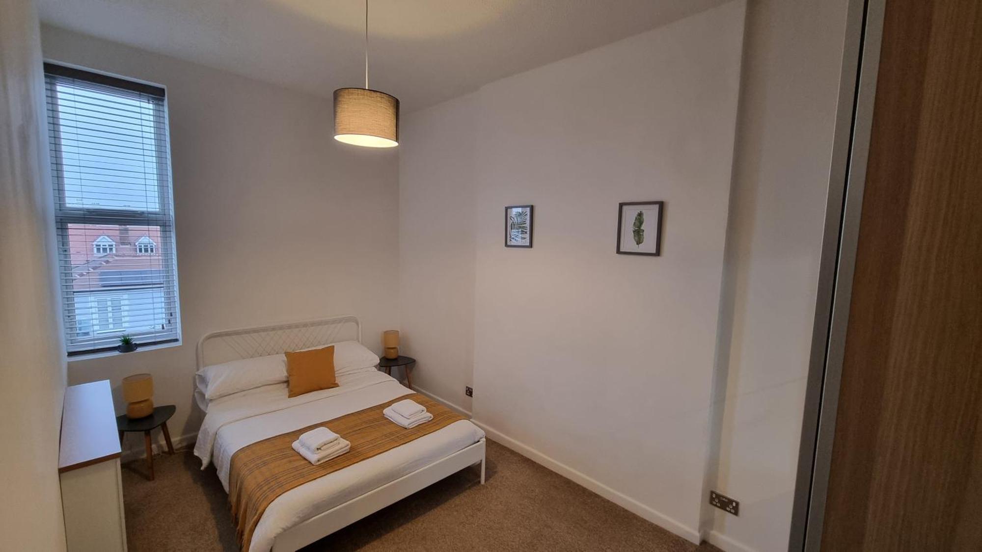 Southsea Escape - Coastal Holiday Apartment - 2 Double Bedrooms Portsmouth Buitenkant foto