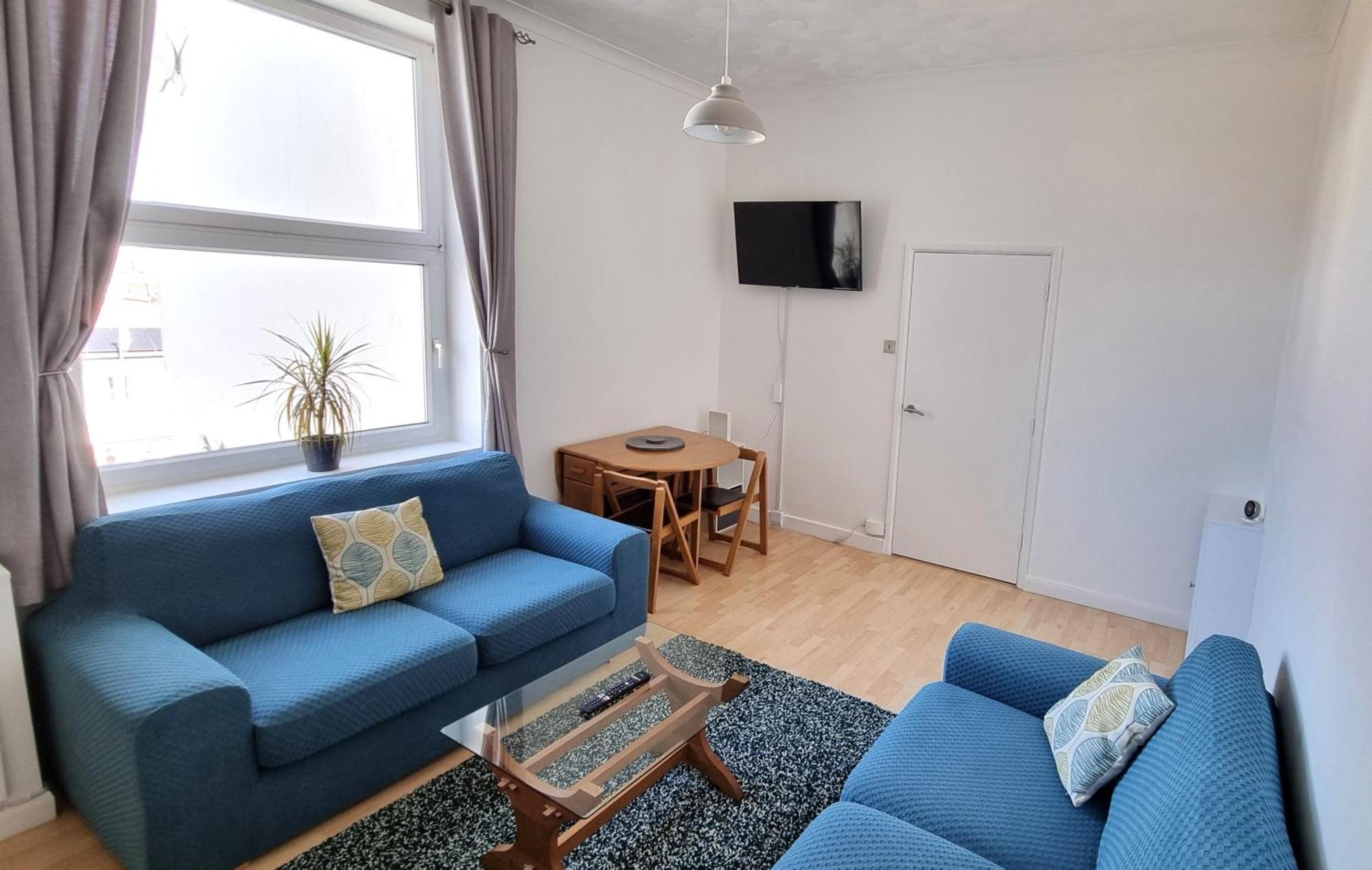 Southsea Escape - Coastal Holiday Apartment - 2 Double Bedrooms Portsmouth Buitenkant foto